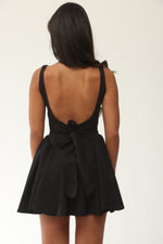 שמלת מיני מלמלה שחורה